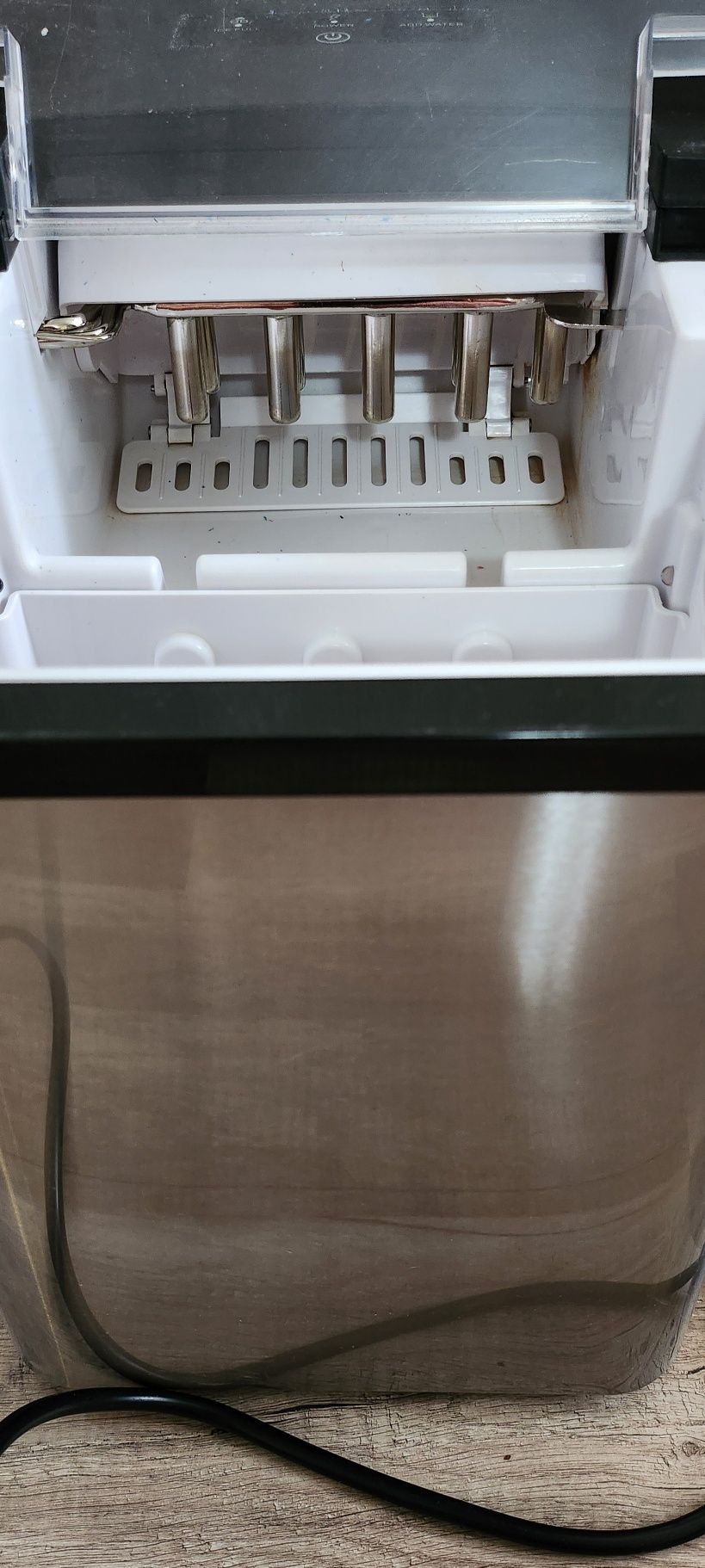 Машина за лед Ice maker