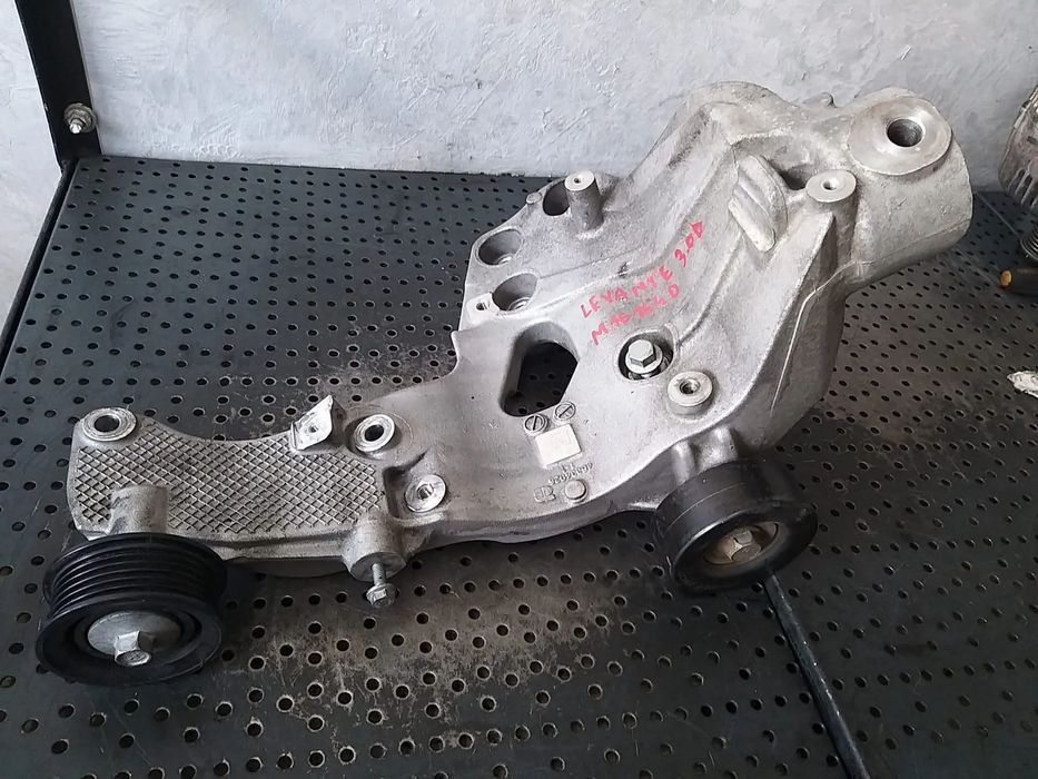 suport rola accesorii  3.0 d m16164d  maseati levante 46334925