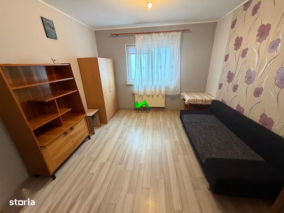Garsoniera decomandata de vanzare pivnita Sibiu Vasile Aaron
