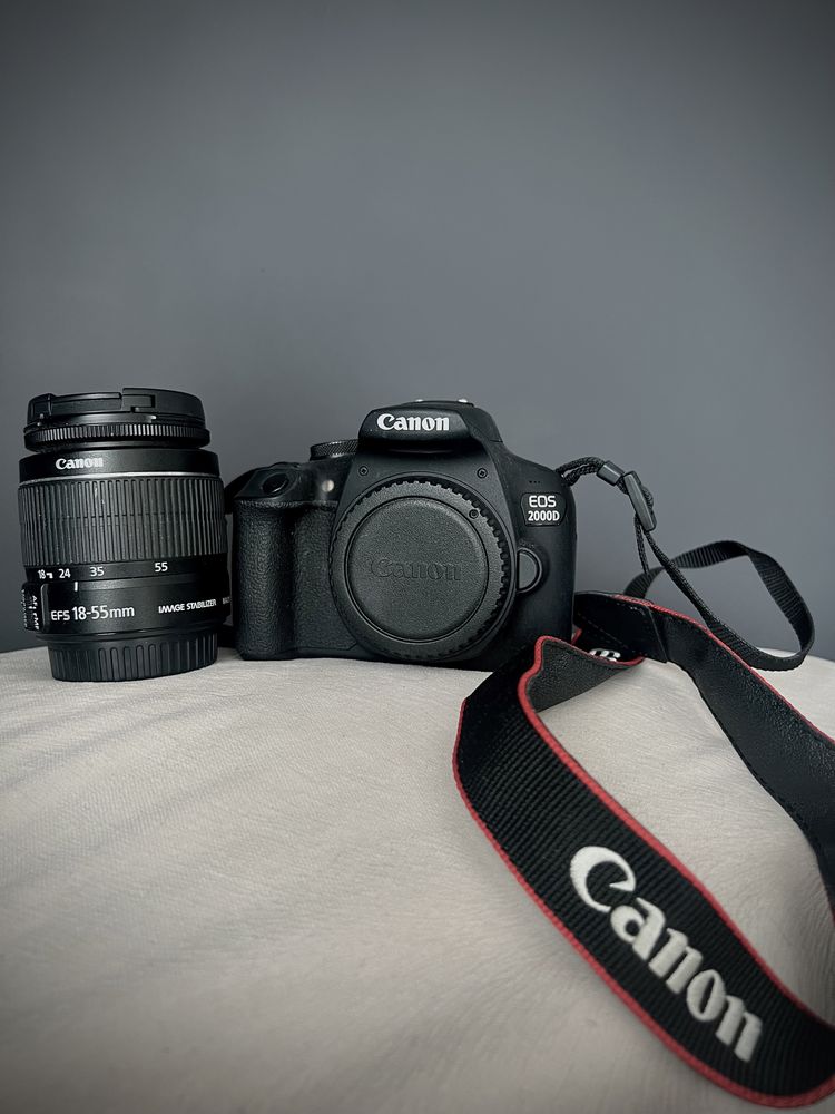 Canon EOS-2000D DSLR + обектив 18-55mm