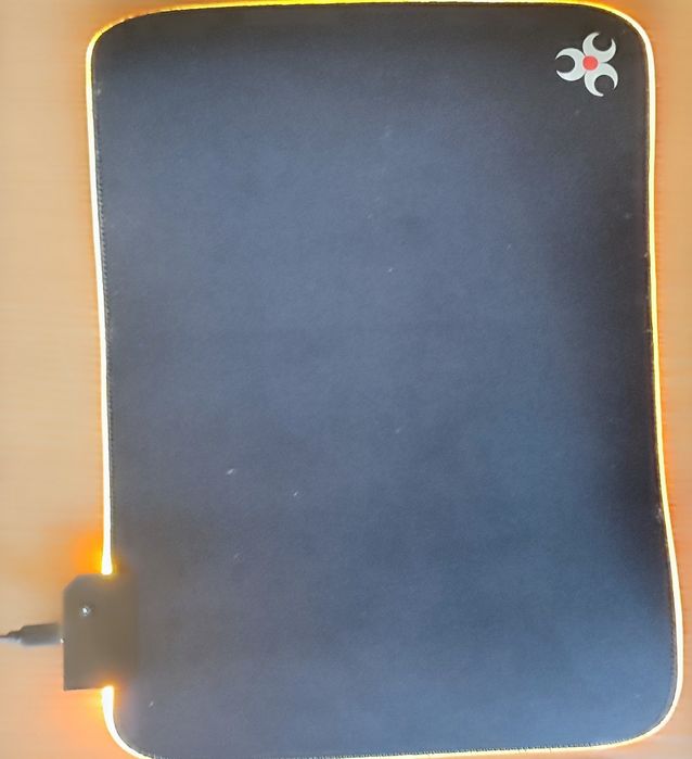 Mouse Pad Gaming RGB Myria  Control și stil pentru sesiunile tale