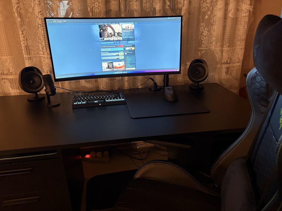 Monitor LED Curbat Asus TUF Gaming VG34VQL3A
