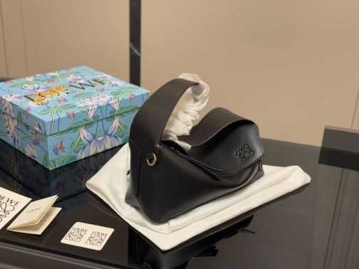 Geanta de mana dama Loewe 050244
