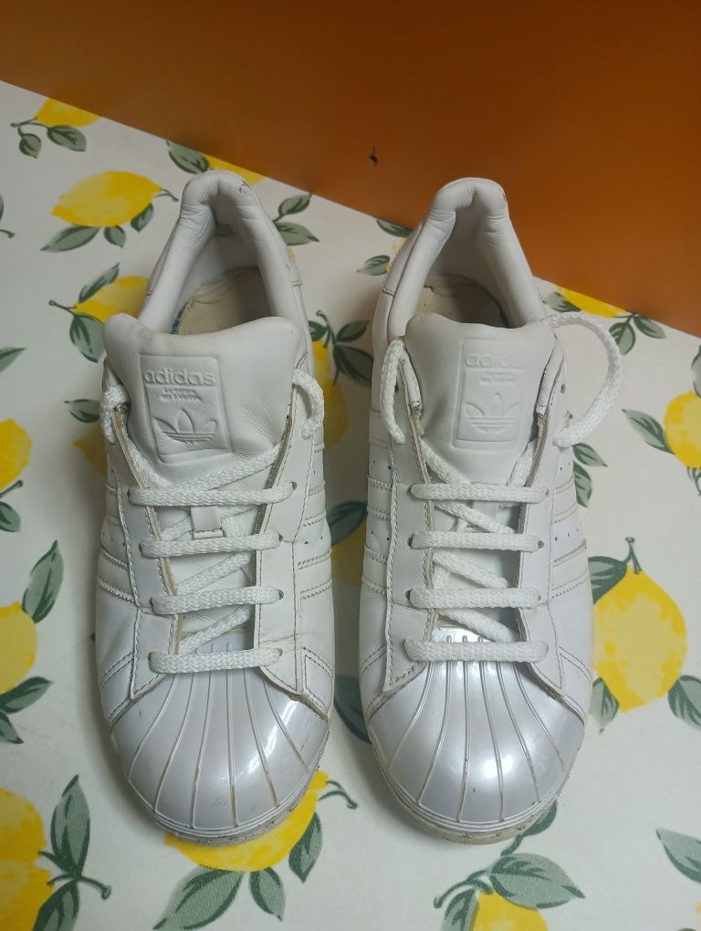 Adidas N 40 Superstar кожени - 22 лв