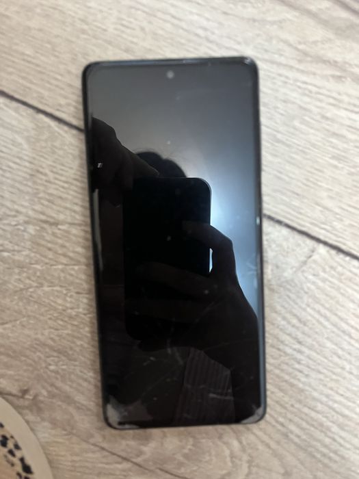 Продаю самсунг А71