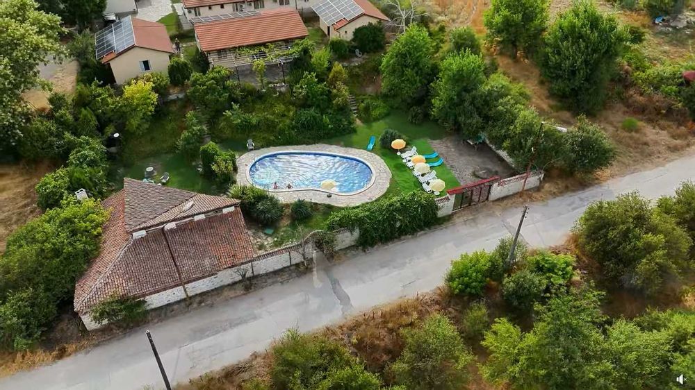 Комплекс от къща за гости в с. Малки Воден, яз. Ивайловград