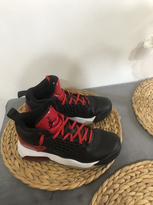 adidasi nike jordan maxin 200