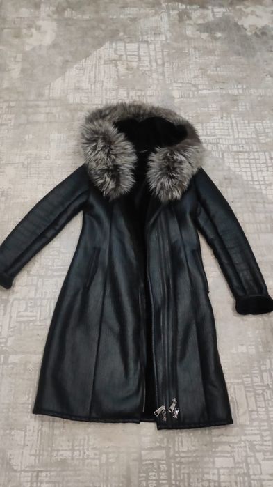 Продам зимнюю кожанную куртку