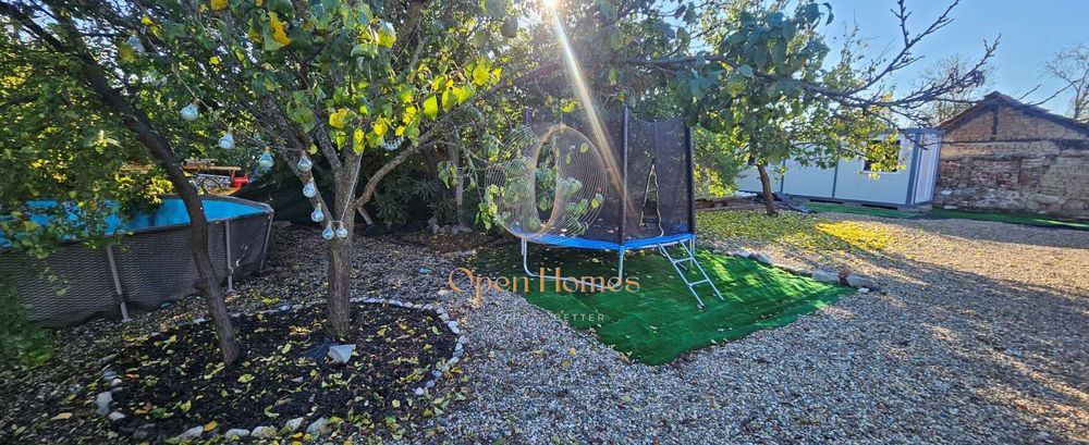 Къща в Пловдив, област-с.Черноземен