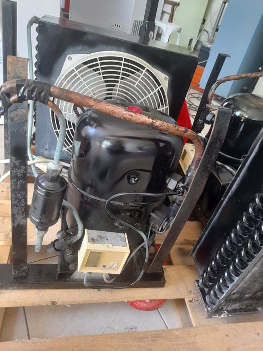 Хладилен компресор хладилна камера