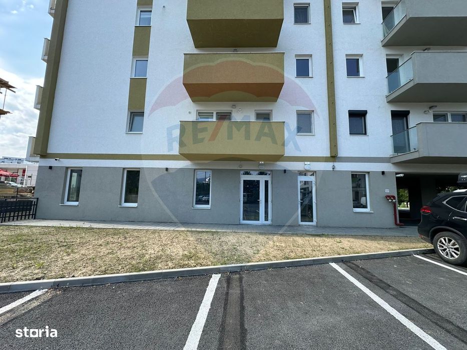 Spațiu comercial/ birouri/salon- DE INCHIRIAT