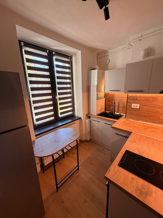 Apartament 2 camere decomandat Cvartal Onesti *prima inchiriere*