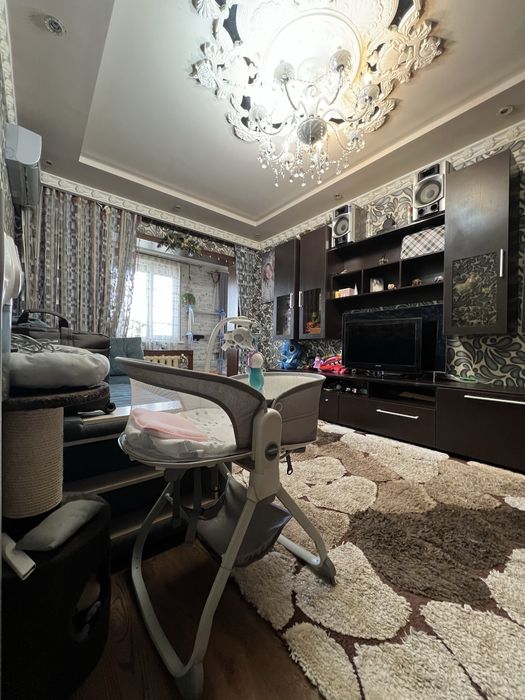 Юнусабад 11 квартал 2/4/4