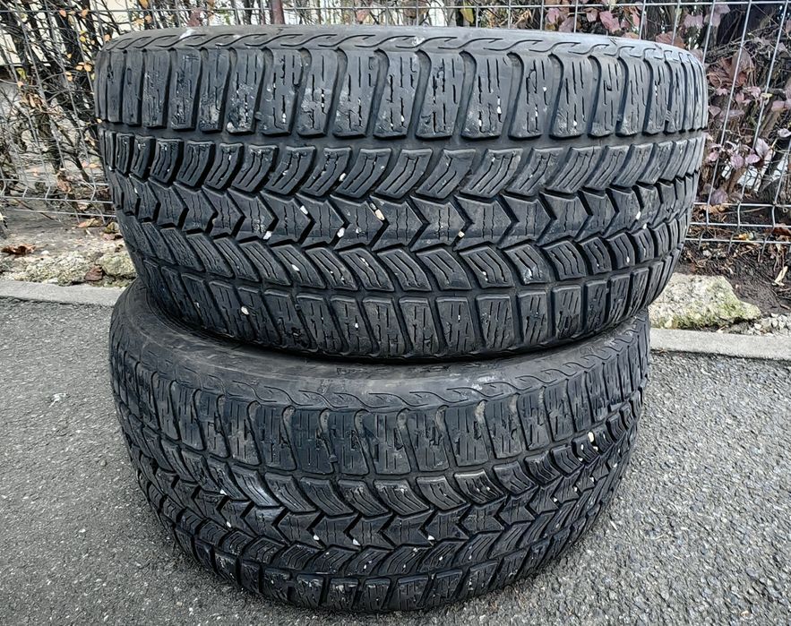 Anvelope iarna Debica Frigo 225 45 R17 cauciucuri împreună 180 lei