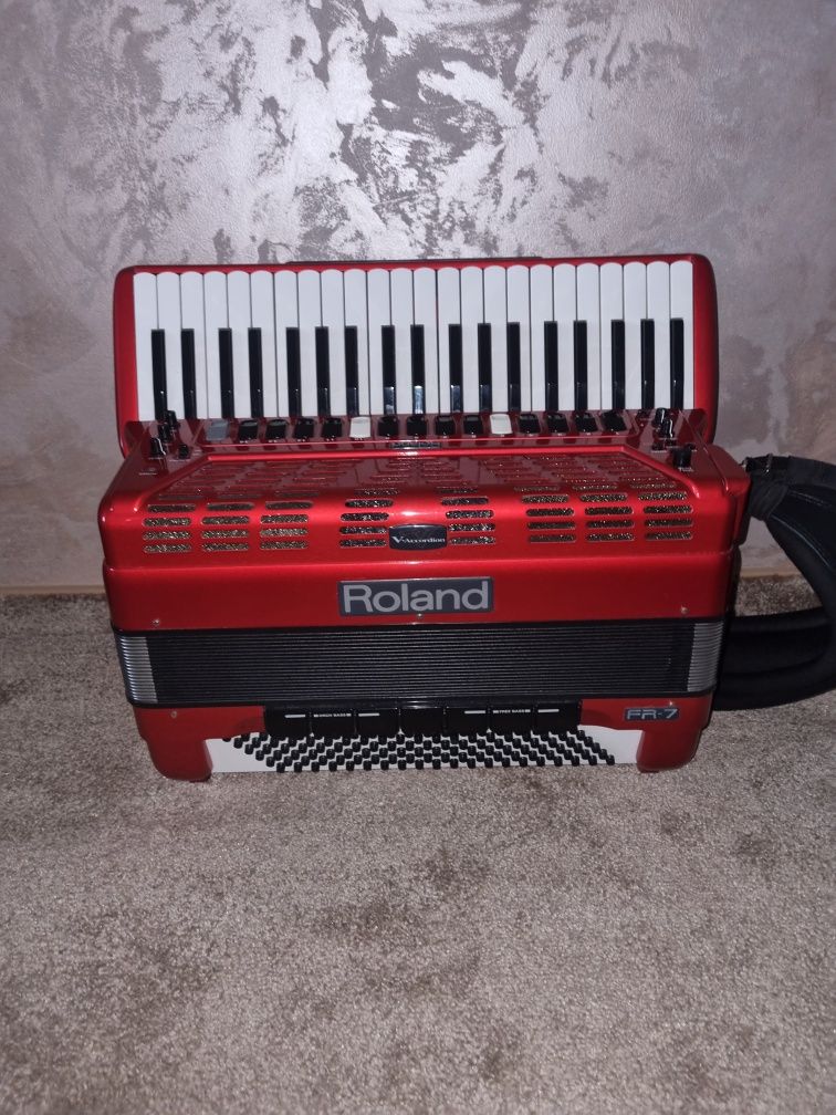 Acordeon Roland fr7 versiunea 2 impecabil