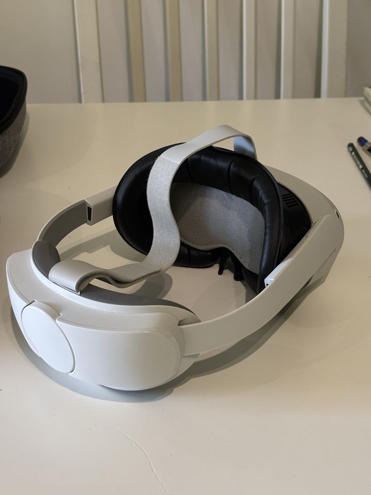 PICO 4 VR Headset