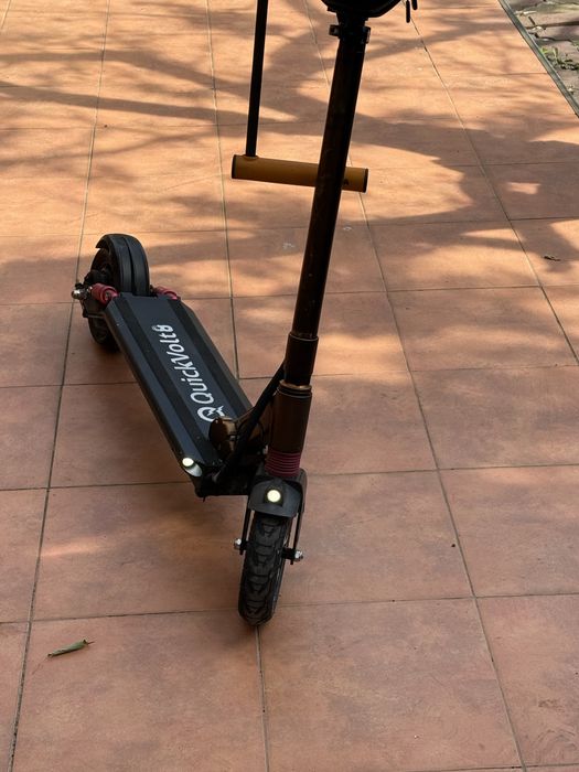Trotineta electrica quickvolt 8 + accesorii cadou
