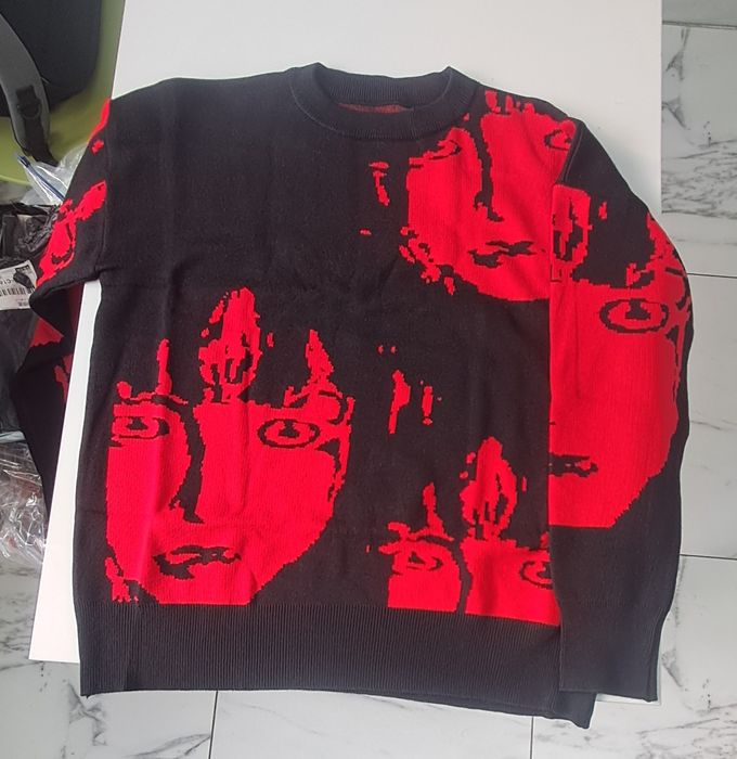 Кофты по 8000 футболка 6000, Купите 3 кофты футболка в подарок!