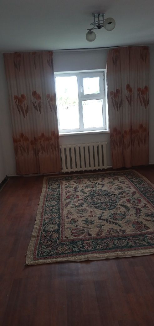 Дом 4-х комнатный .