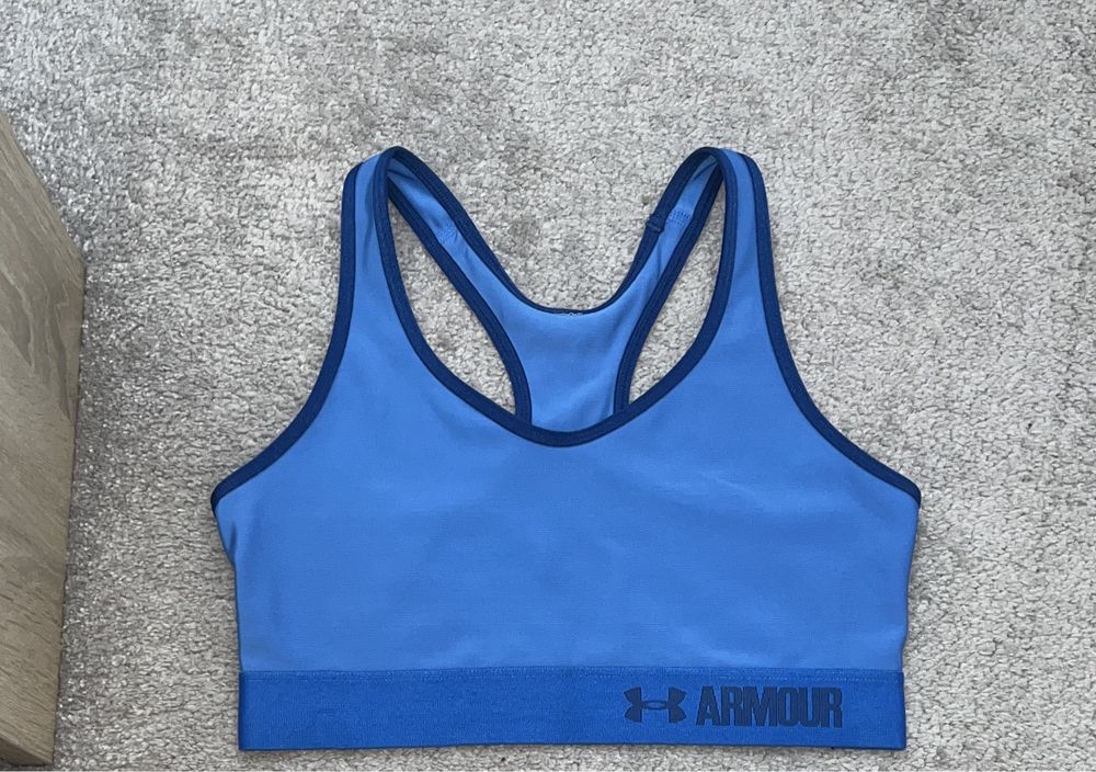 Спортни оригинални бюстиета UNDER ARMOUR NIKE DRI FIT S фитнес горница