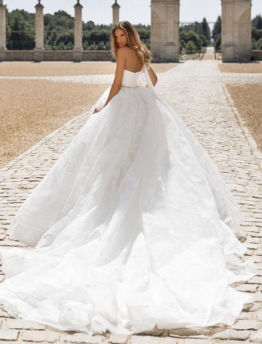 Vând rochie de mireasă