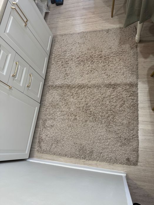 Продам ковёр в хорошем состоянии