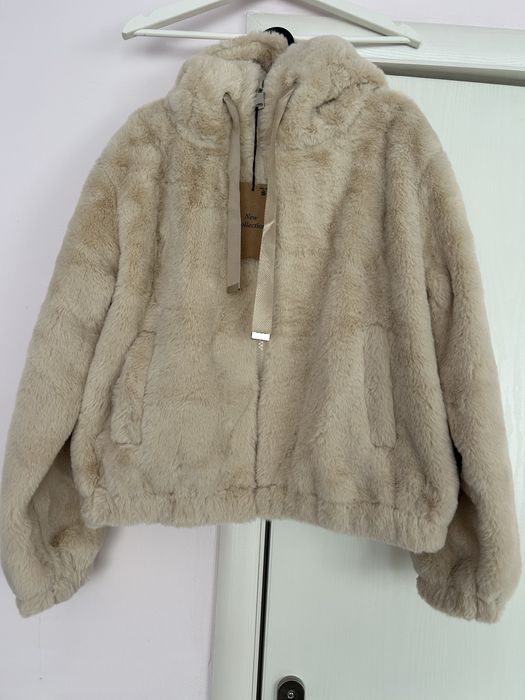 Jacheta  dama blanitza groasa cu gluga M