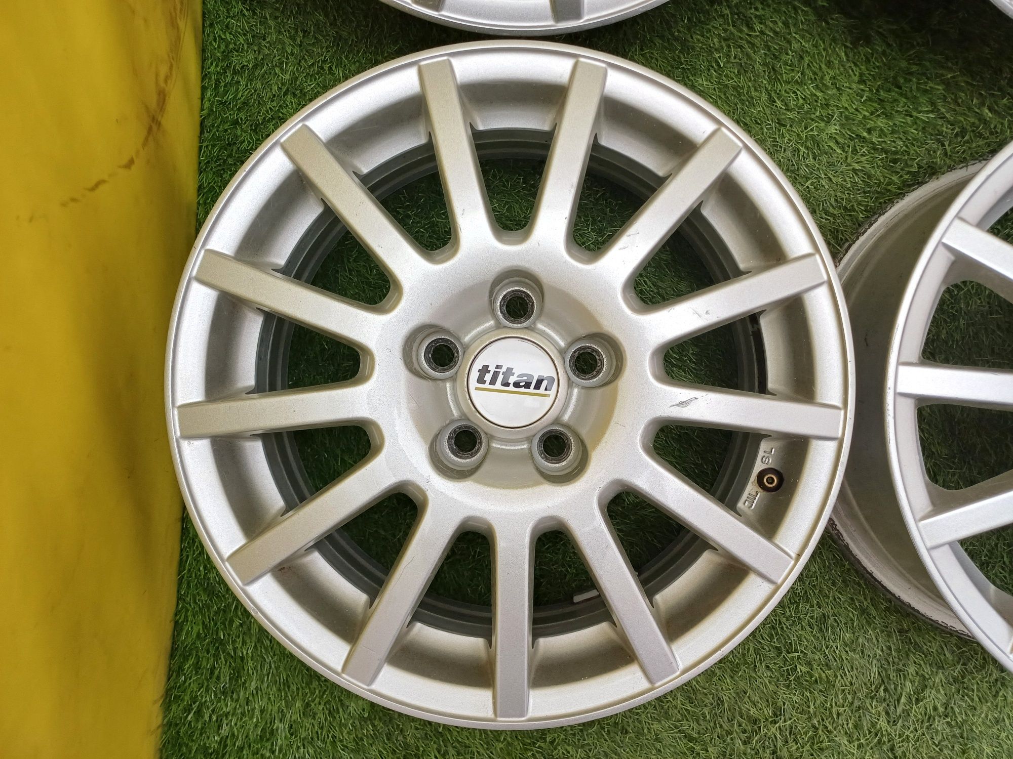 Диски R15 5×100 на Volkswagen и другие.