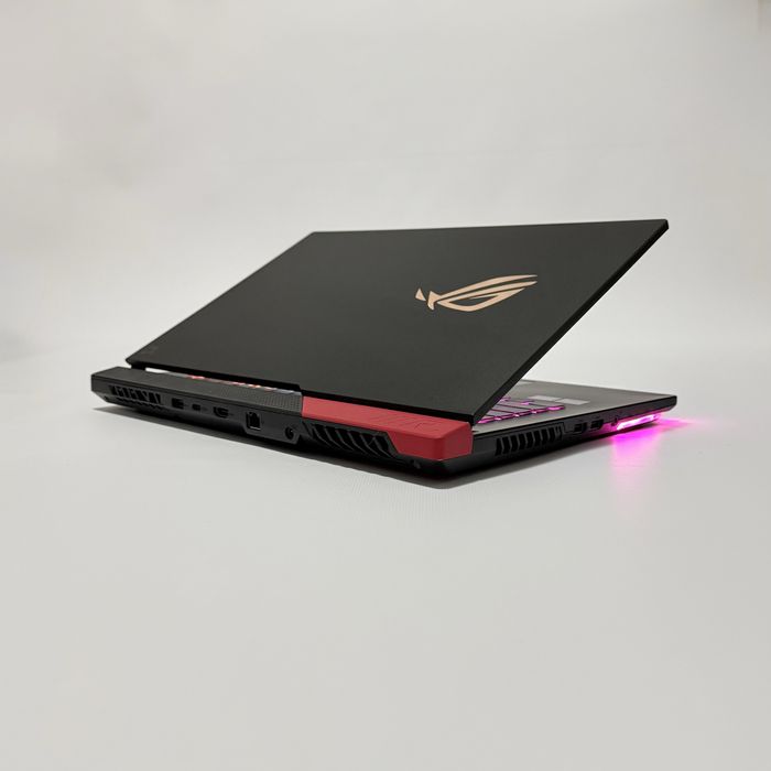 ASUS ROG Strix G15/165Hz QHD/Ryzen 9  5900HX/RX 6800M 12GB/16GB/1TB