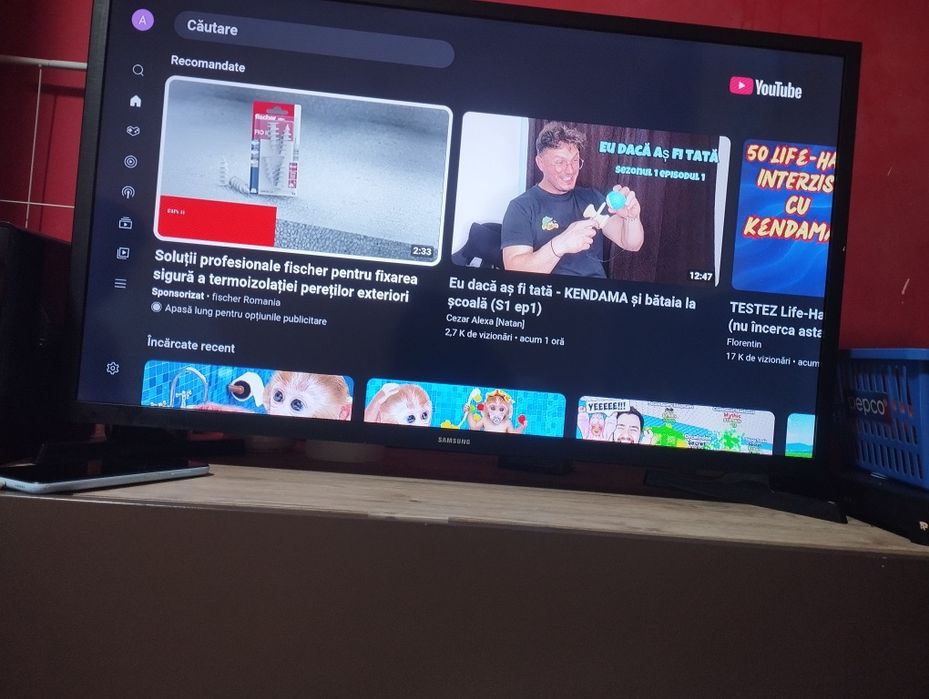 Vând televizor SAMSUNG merge yutub și Netflix