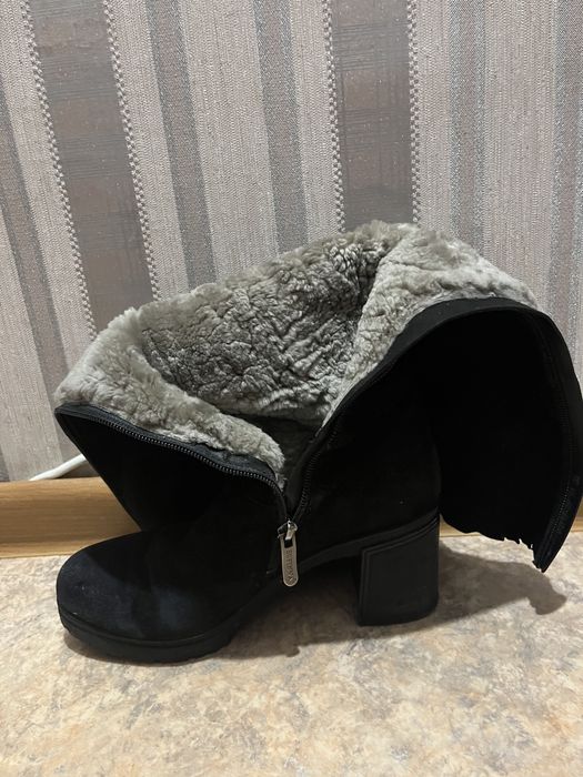 Продам сапоги натуральная замша