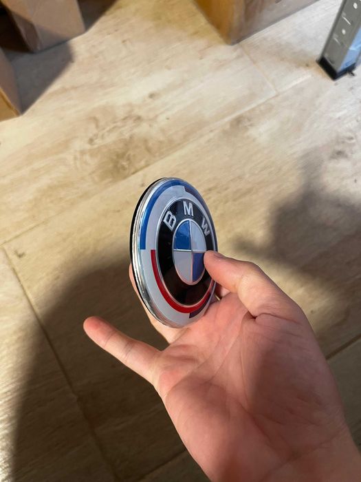 Emblema Logo Capota Portbagaj Bmw Seria 5 F10 F11 82mm Model Aniversar