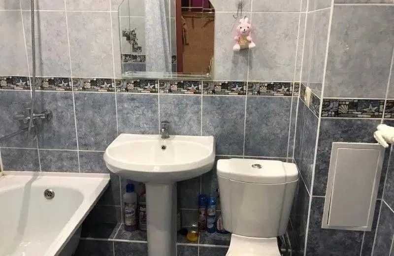 Сдается 1 ком кв Сатпаева 4 около ену евразий