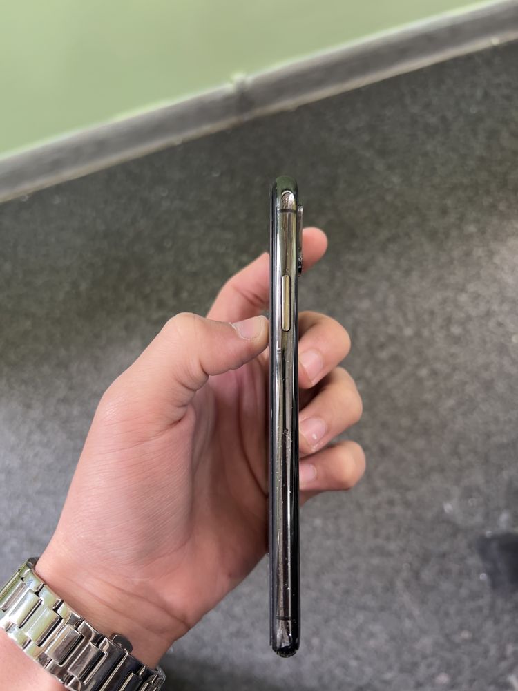 Iphone xs 64gb srocno