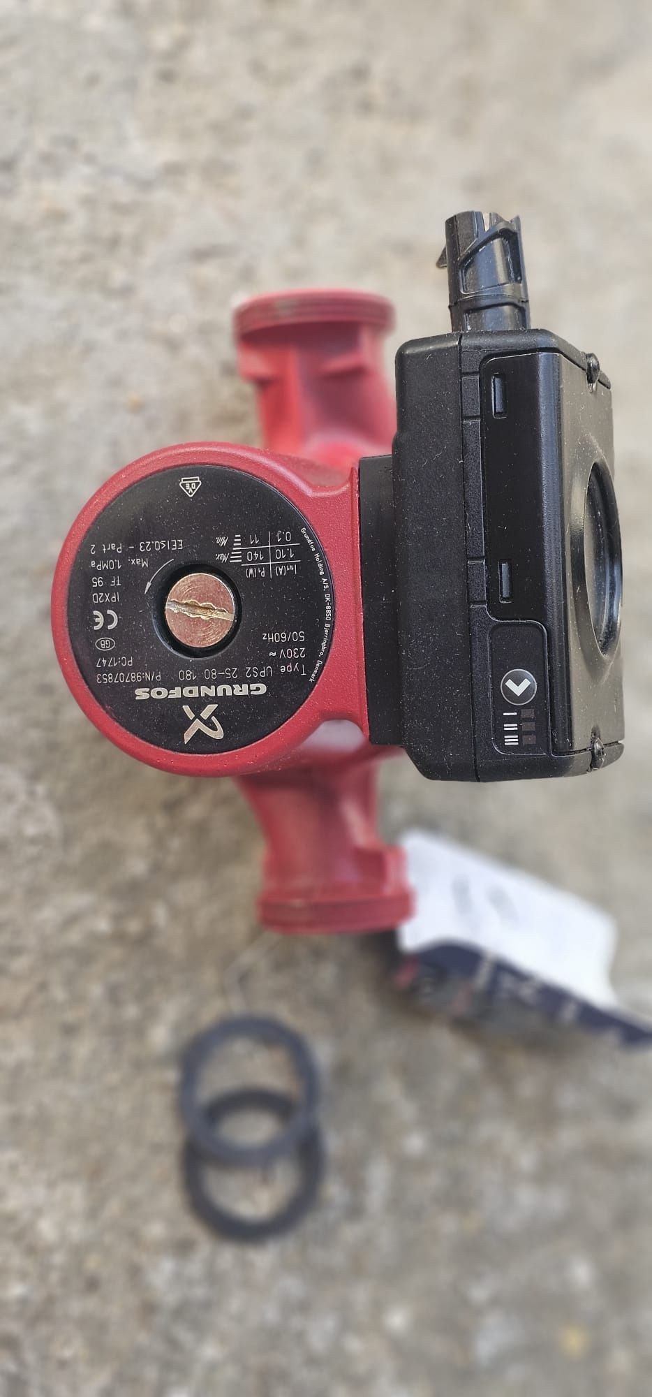 Помпа за парно Grundfos 25-80