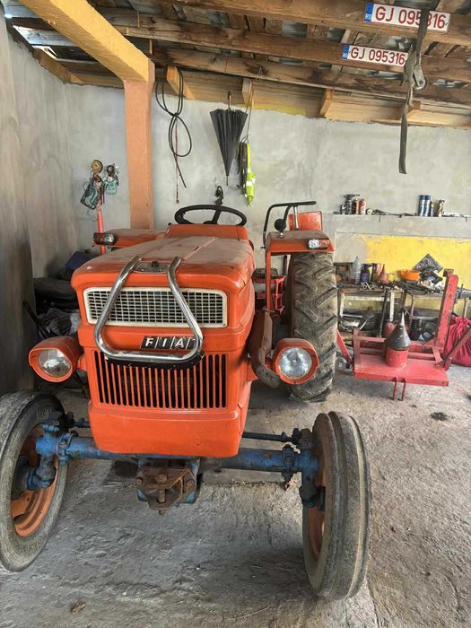Vand Tractor 445