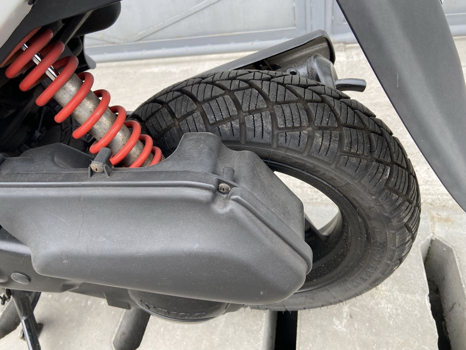 Scuter kymco agility 50 cm benzina .4 timpi injectie 2019 acte germani