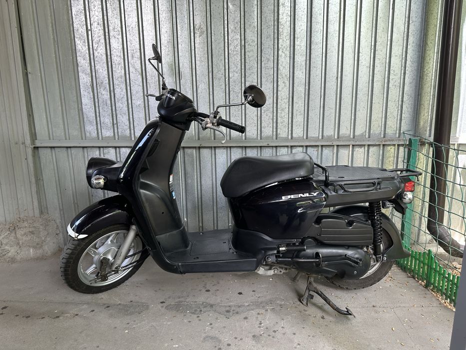Скутер Honda Benly мопед 110 кубов