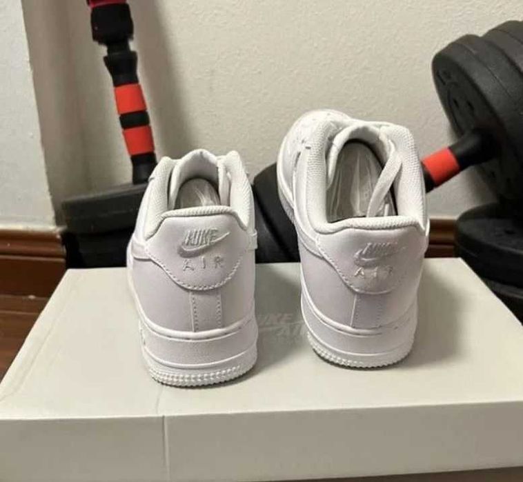 Nike Air Force 1 Low '07 Alb Mărimea 39