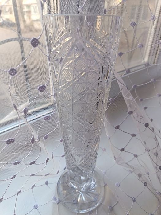 Ваза хрустальная для цветов