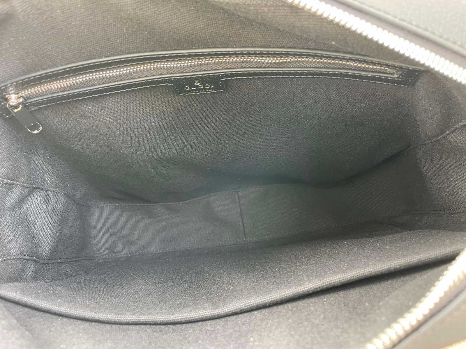 Оригинална Чанта Гучи Куфарче Естествена Кожа Gucci GG Supreme Canvas