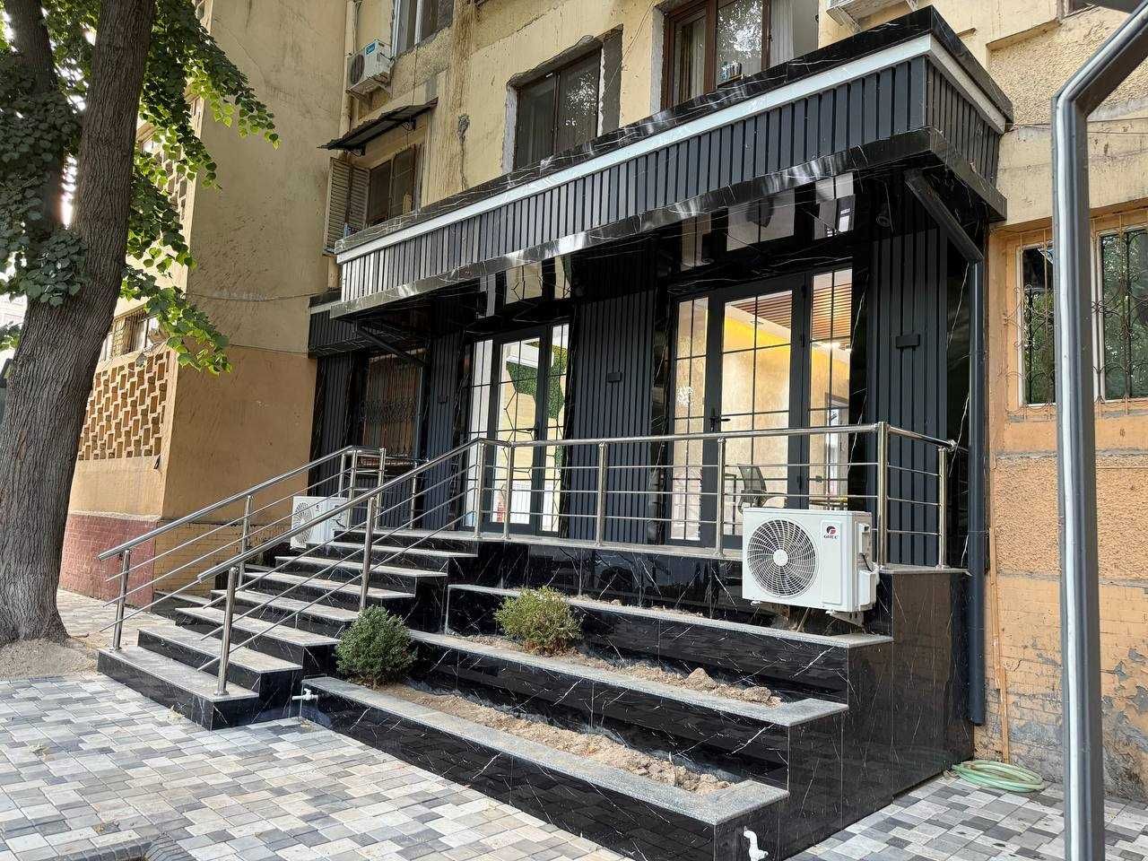 ПРОДАЖА - аренда ПОМЕЩЕНИЯ от КНТ  Ор-р: гостиница HYATT
