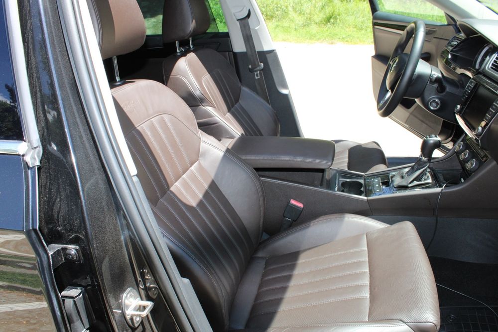 Skoda Superb 2.0TDI Laurin & Klement