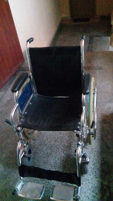 Инвалидна количка / стол