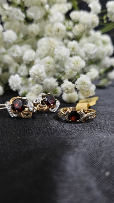 Комплект из красного золота ЖанТаС ломбард Астана