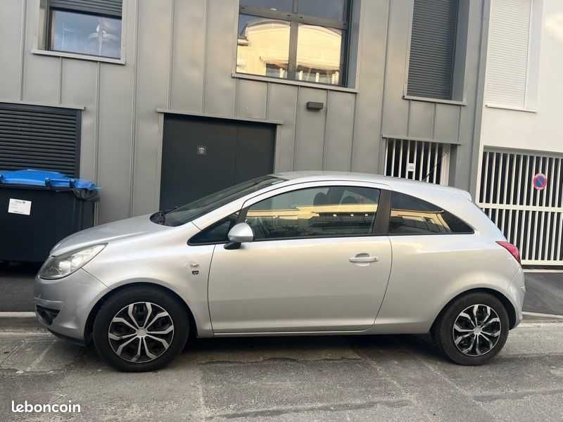 Опел Корса Д / Opel Corsa D 1.3 CDTI 75HP 2008г 3 врати НА ЧАСТИ