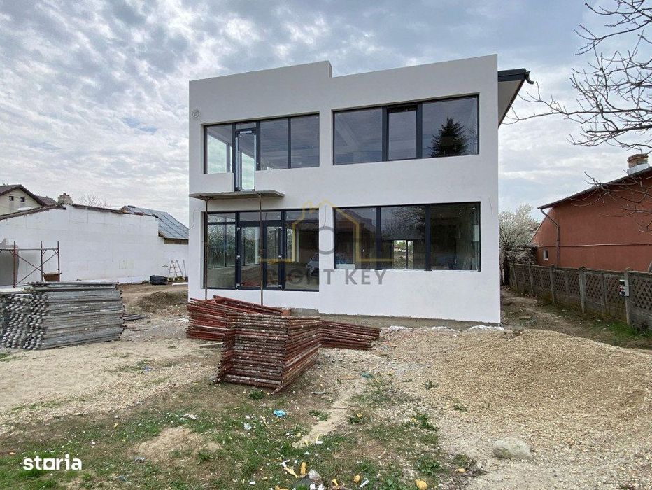 Spatiu comercial P+1, 244 mpu, complet finisat! Utilitati complete!