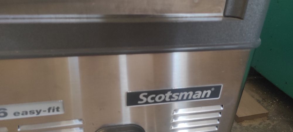 Професионален ледогенератор Scotsman EC 46 easy-fit