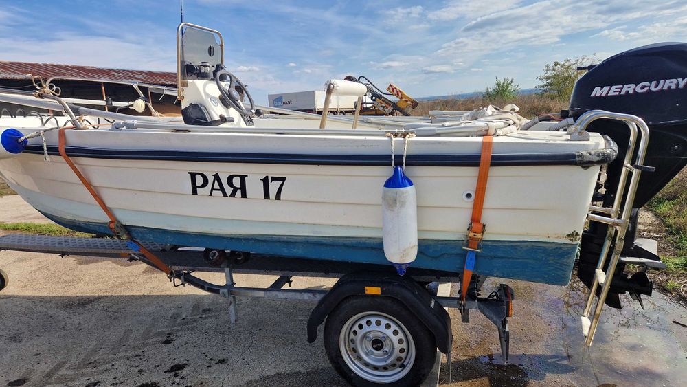 Лодка Леванти 440