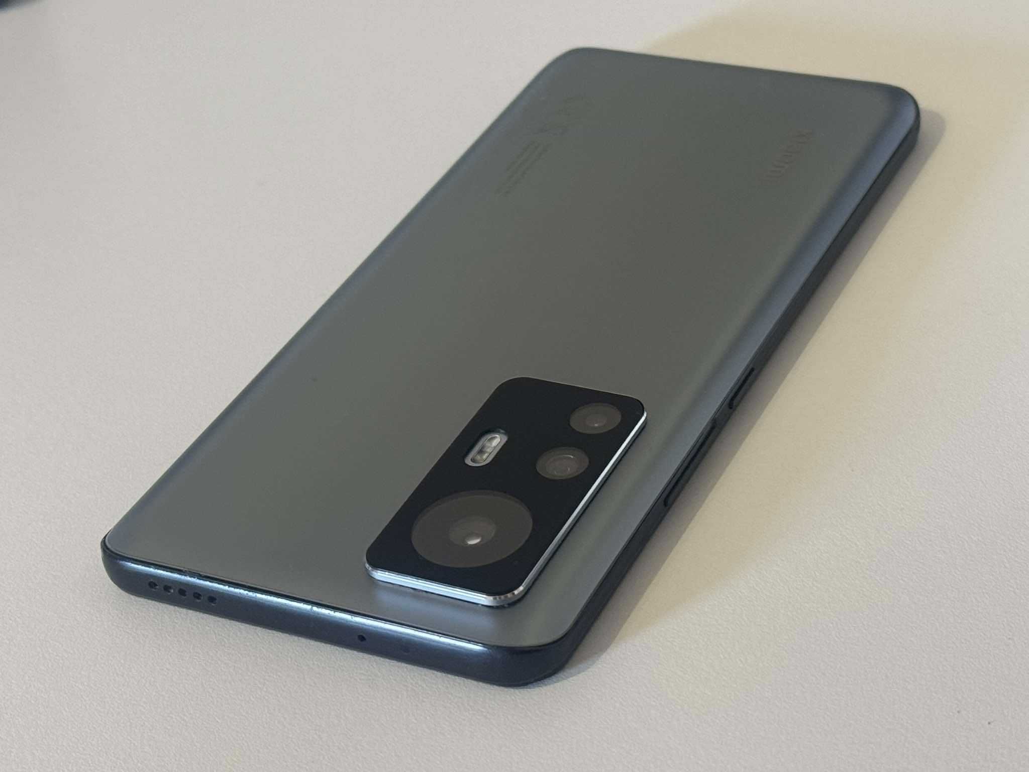 Бартер! Xiaomi 12T Silver (Сив)